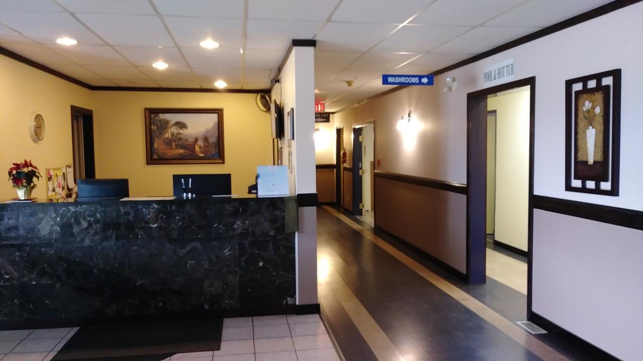 George Mountain View Hotel & Resto Merritt Exterior photo
