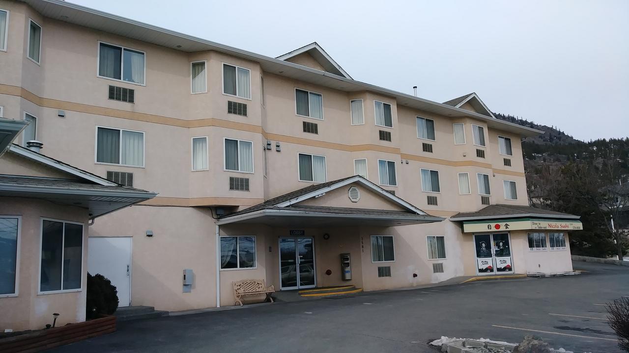 George Mountain View Hotel & Resto Merritt Exterior photo