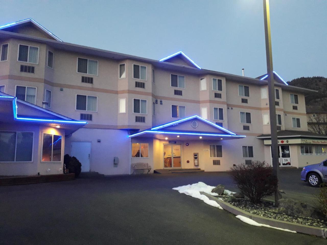George Mountain View Hotel & Resto Merritt Exterior photo